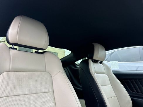 Used 2015 Ford Mustang GT Premium RWD image 17