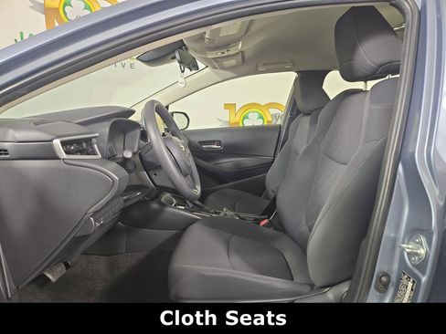 Used 2021 Toyota Corolla LE image 11