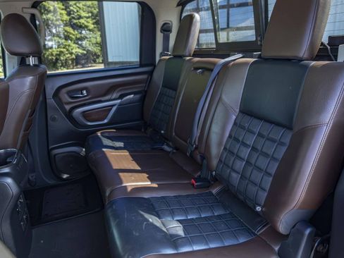 Used 2017 Nissan Titan Platinum Reserve image 7