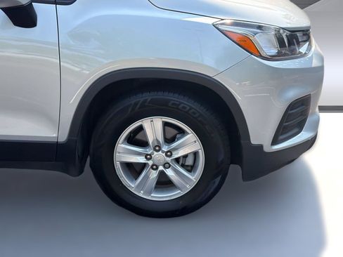 Used 2019 Chevrolet Trax LS FWD image 13