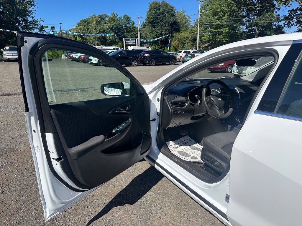Used 2023 Chevrolet Malibu LT FWD image 8