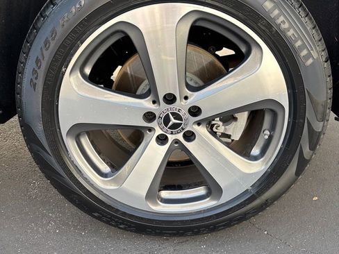 Certified 2022 Mercedes-Benz GLC 300 image 5