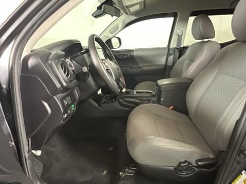 Used 2023 Toyota Tacoma SR AWD/4WD image 11