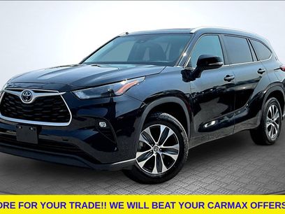 Used 2023 Toyota Highlander XLE