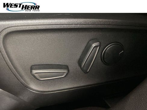 Used 2023 Ford Escape Active AWD/4WD image 17