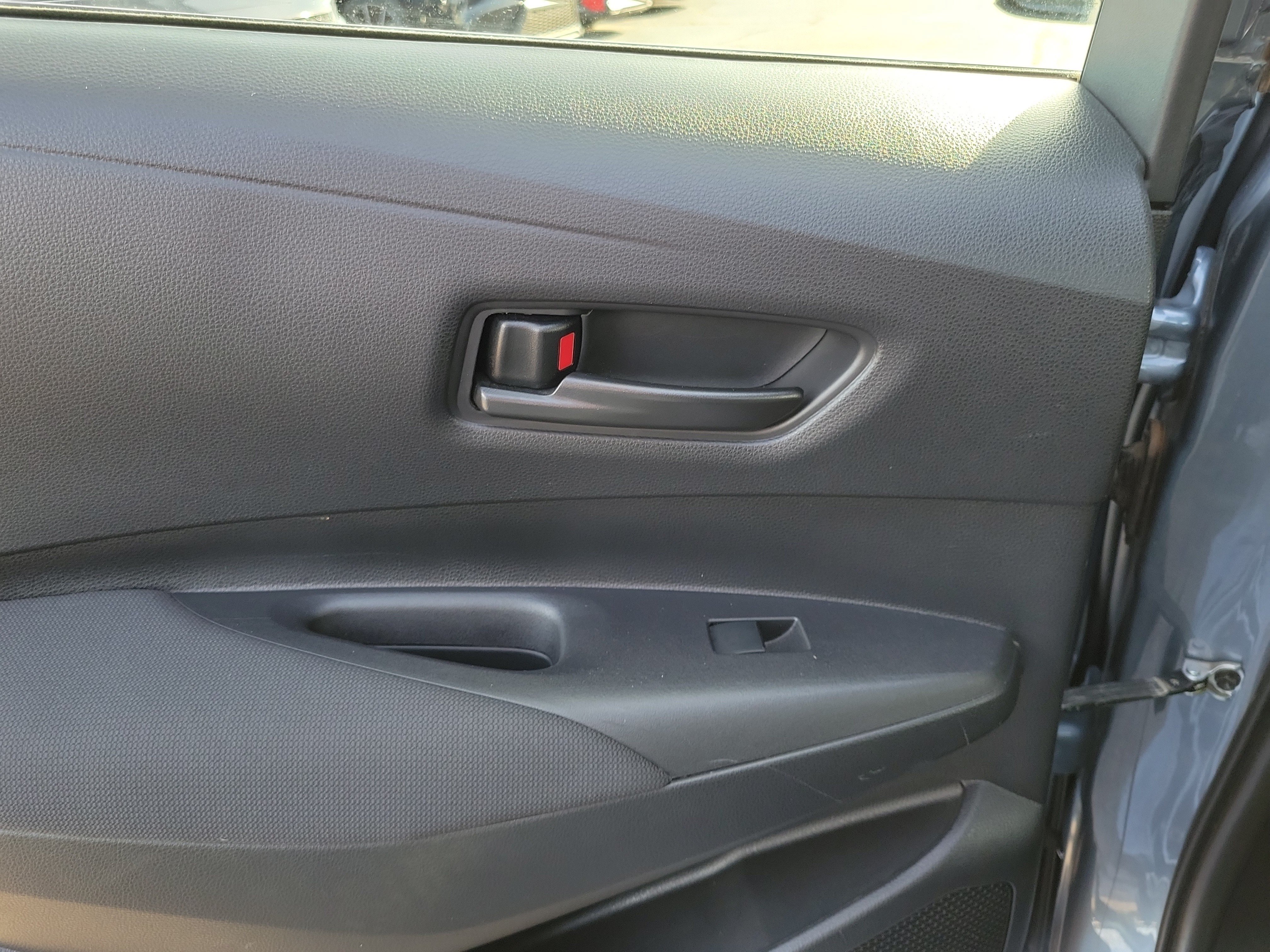 Used 2024 Toyota Corolla LE FWD image 12