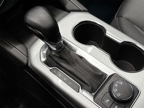 New 2025 Chevrolet Blazer LT w/ Sound & Technology Package image 17