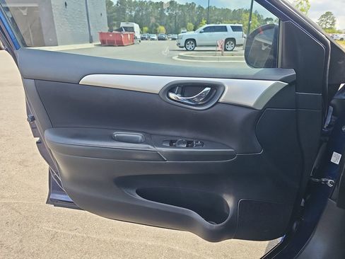 Used 2019 Nissan Sentra S FWD image 31