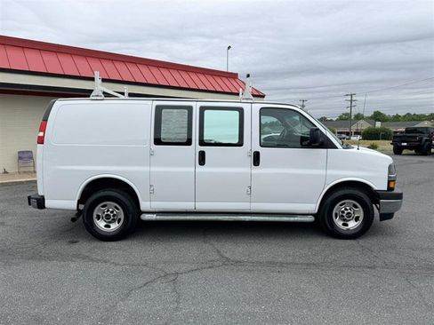 Used 2020 Chevrolet Express 2500 w/ Driver Convenience Package RWD image 4