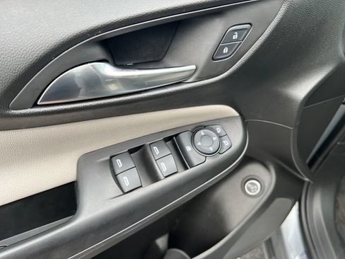 Certified 2024 Buick Envista Sport Touring FWD image 10