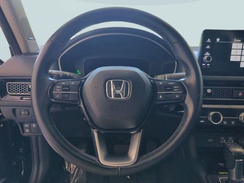 Used 2022 Honda Civic Touring image 14