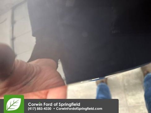 Used 2025 Toyota Sienna XLE image 35