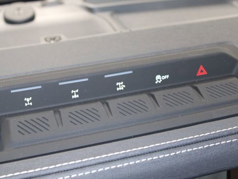 New 2026 Ford Bronco Outer Banks AWD/4WD image 52
