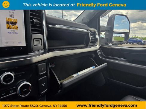 Used 2025 Ford F250 Lariat w/ Lariat Ultimate Package AWD/4WD image 31