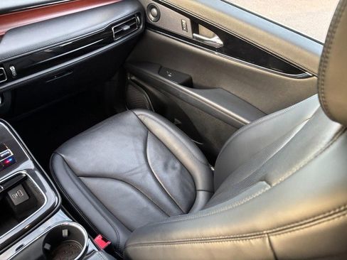 Certified 2022 Lincoln Nautilus Reserve w/ Equipment Group 201A image 14