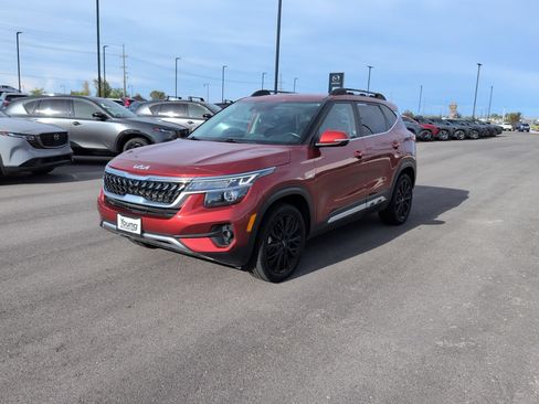 Used 2022 Kia Seltos Nightfall Edition AWD/4WD image 3