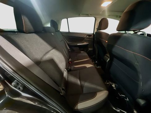 Used 2017 Subaru Crosstrek 2.0i Premium w/ Moonroof Package image 19