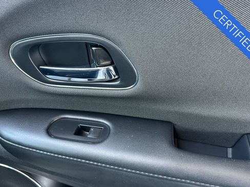 Certified 2022 Honda HR-V EX image 19