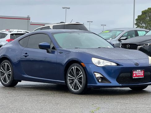 Used 2013 Scion FR-S image 5