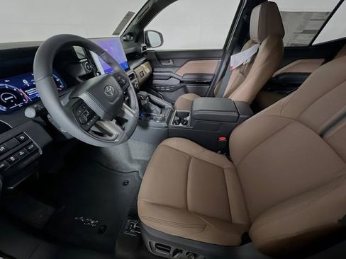 New 2026 Toyota 4Runner Limited image 12