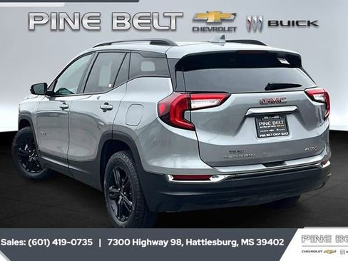 Used 2023 GMC Terrain AT4 image 2