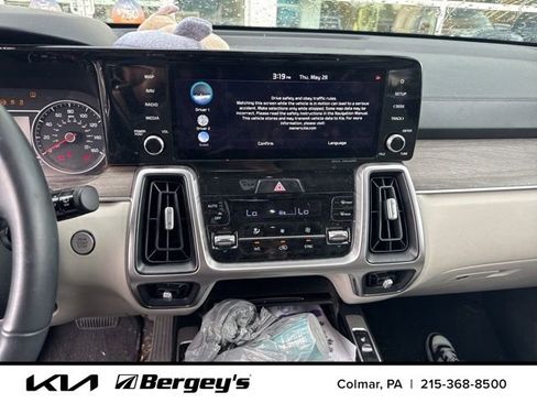 Certified 2023 Kia Sorento X-Line EX AWD/4WD image 10