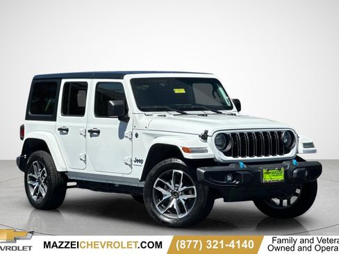 Used 2024 Jeep Wrangler Unlimited AWD/4WD image 1
