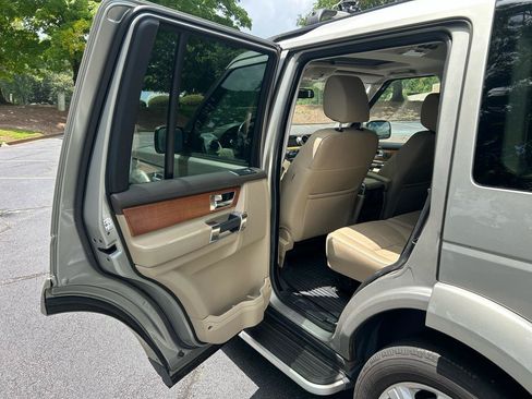 Used 2013 Land Rover LR4 HSE LUX w/ Luxury Pkg AWD/4WD image 15