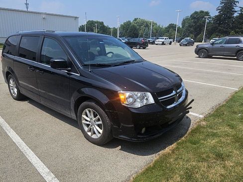 Used 2019 Dodge Grand Caravan SXT FWD image 20