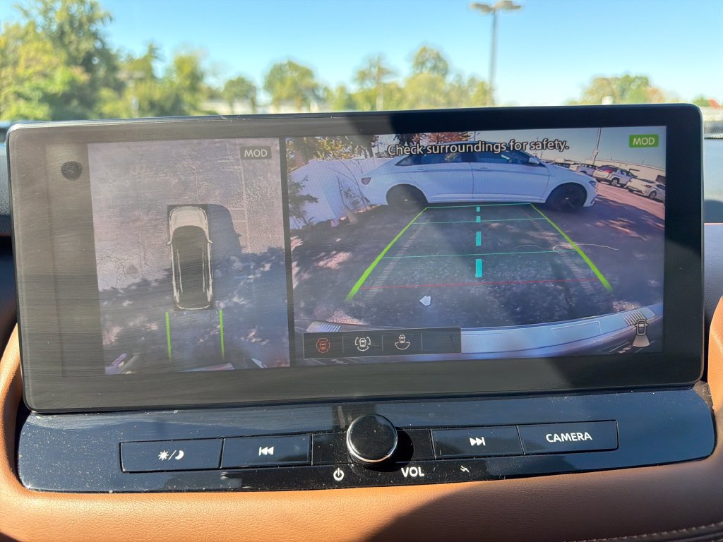 Certified 2025 Nissan Rogue Platinum AWD/4WD image 22