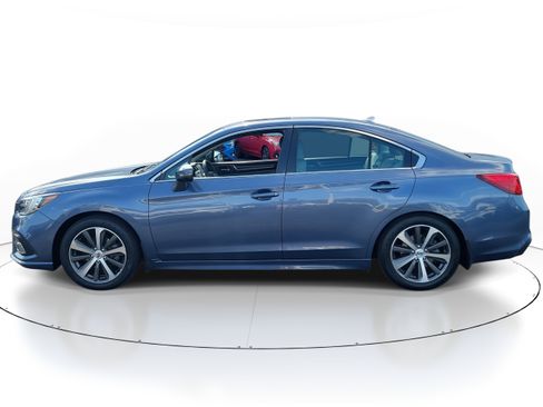 Used 2018 Subaru Legacy 2.5i Limited image 3