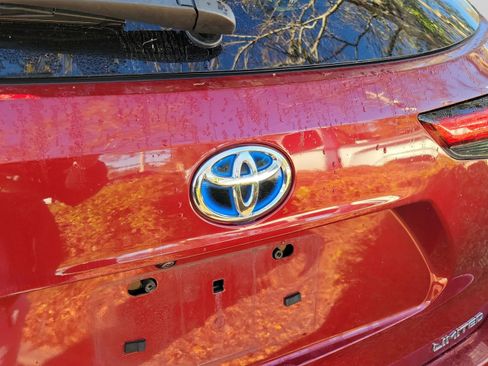 Used 2023 Toyota Highlander Limited image 19