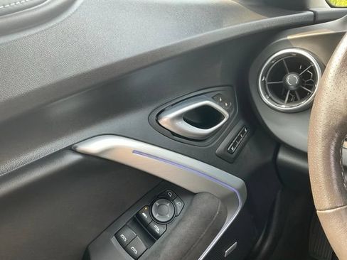 Used 2023 Chevrolet Camaro SS RWD image 22