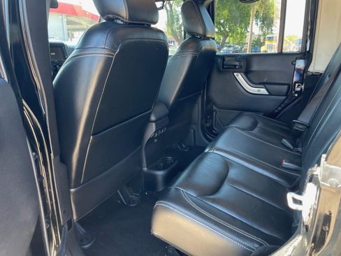 Used 2014 Jeep Wrangler Unlimited Sahara w/ Max Tow Package image 14