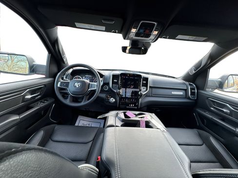 Used 2025 RAM 1500 Laramie image 20