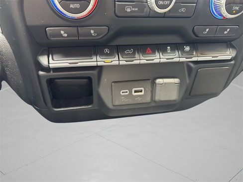 Used 2019 GMC Sierra 1500 Elevation w/ Elevation Value Package image 13