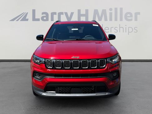 New 2026 Jeep Compass Latitude AWD/4WD image 8