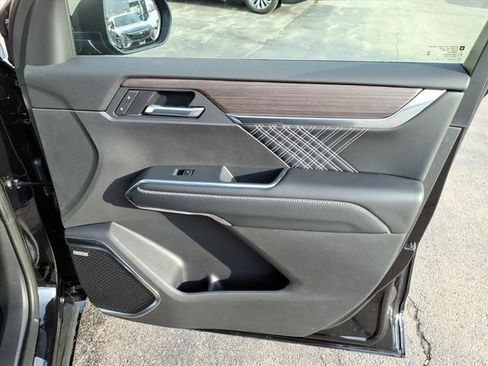 New 2026 GMC Acadia Denali w/ Super Cruise Package image 28