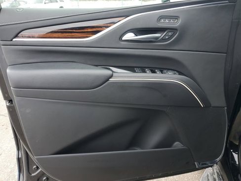 Used 2023 Cadillac Escalade Premium Luxury w/ LPO, Radiant Package image 23