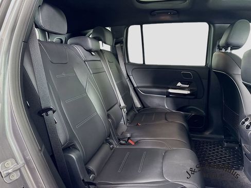 Used 2023 Mercedes-Benz EQB 350 4MATIC SUV image 35