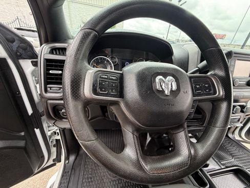 Used 2022 RAM 2500 Tradesman w/ Chrome Appearance Group AWD/4WD image 25