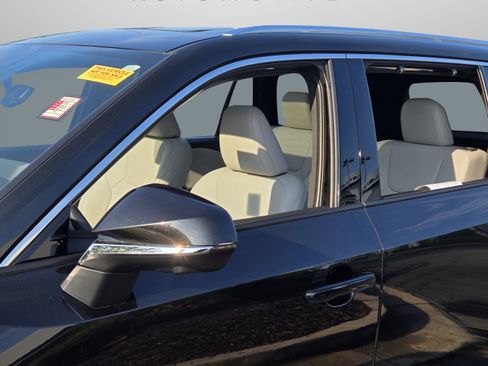 Certified 2025 Lexus TX 350 AWD w/ Technology Package image 9
