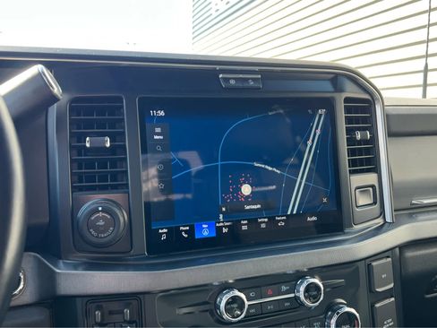 Used 2025 Ford F350 Platinum image 36