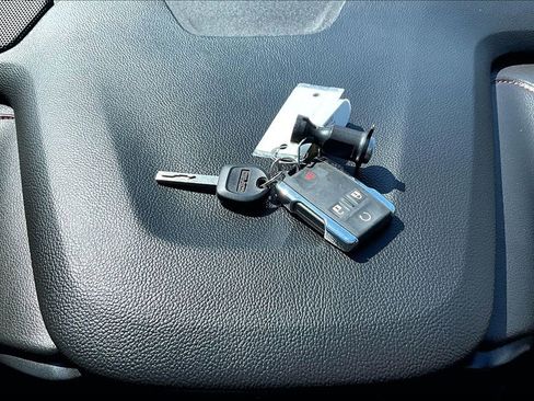 Used 2019 GMC Canyon All Terrain image 12