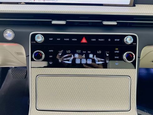 New 2026 Genesis GV80 3.5T Prestige image 14