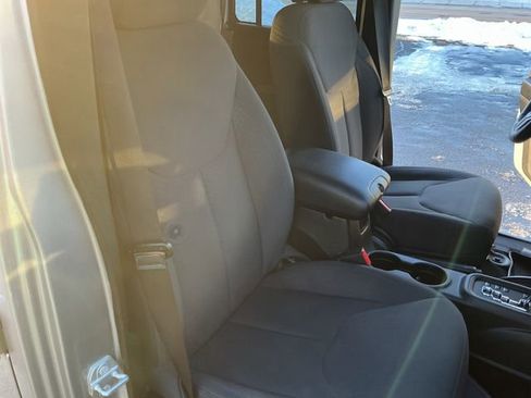 Used 2018 Jeep Wrangler Unlimited Sport S image 35