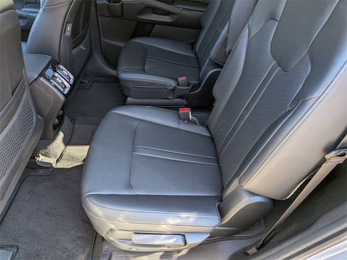 Certified 2022 Kia Sorento SX image 25