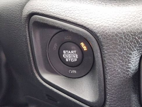 Used 2024 Jeep Wrangler Unlimited image 18