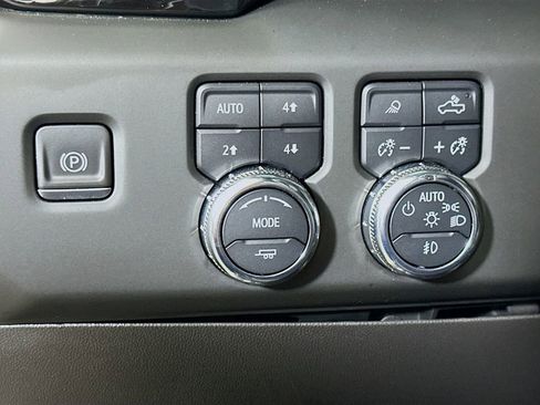 Used 2023 GMC Sierra 1500 AT4X AWD/4WD image 22