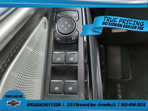 Used 2022 Ford Explorer Platinum w/ Equipment Group 601A AWD/4WD image 25